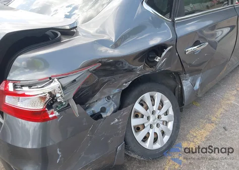 2019 Nissan Sentra S z USA, uszkodzony, nr VIN 3N1AB7AP6KY349193